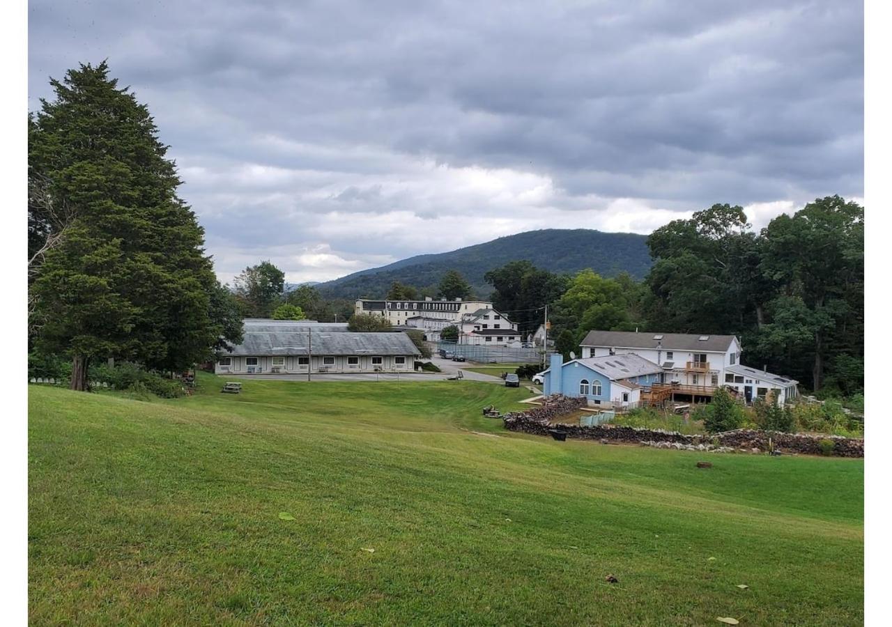 Glenwood Inn & Conference Center Delaware Water Gap Exteriör bild